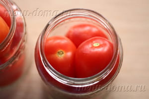Закрываем на зиму сладкие пикантные маринованные помидоры